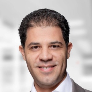 Dr Mohssen Chabok